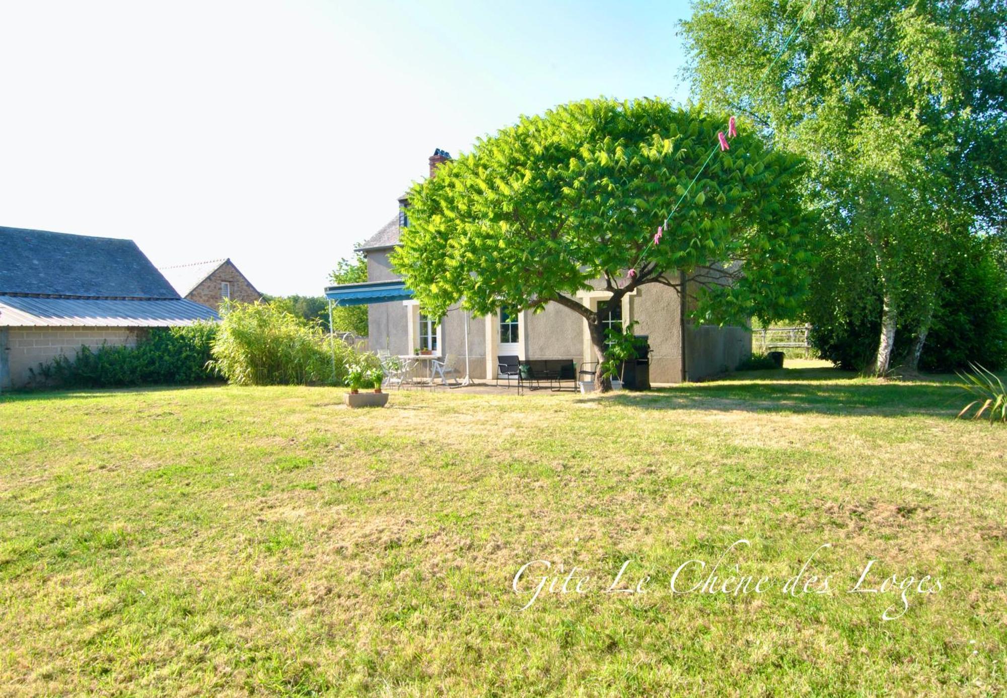 Gite Familial Pour 6 Pers En Campagne Bouere Exterior photo